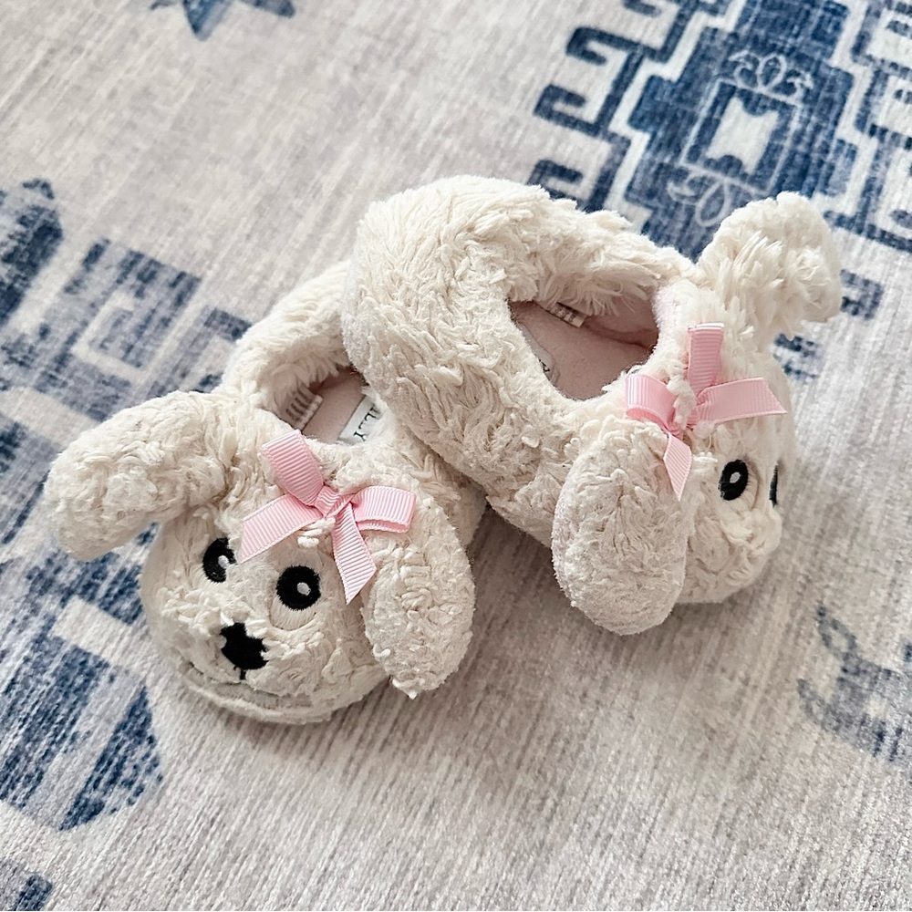 Laura Ashley Toddler Sz 7-8 Cream Puppy Booties